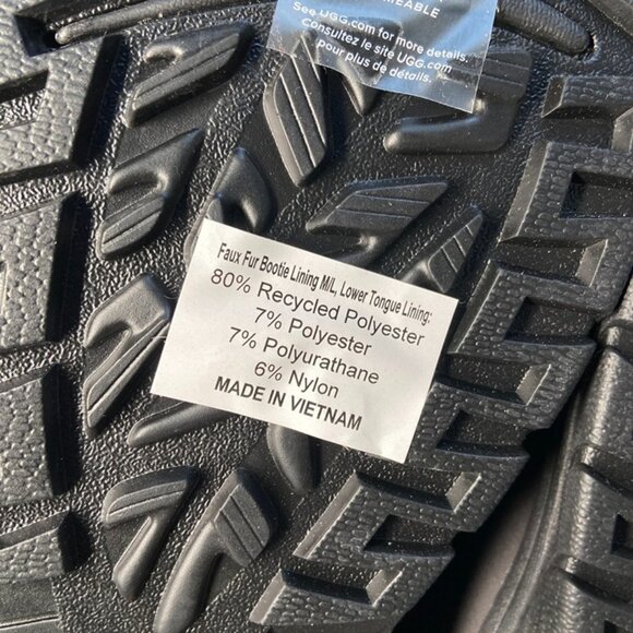 UGG Butte Cold Weather Leather Boot Size 12 Men Black 5521 - Picture 7 of 8